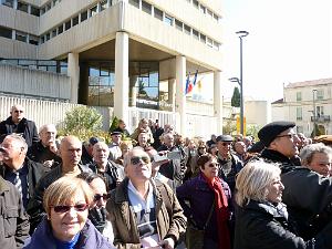 2012 03 10 NIMES MANIF CONTRE COLLOQUE DU FLN (64) PAR GV